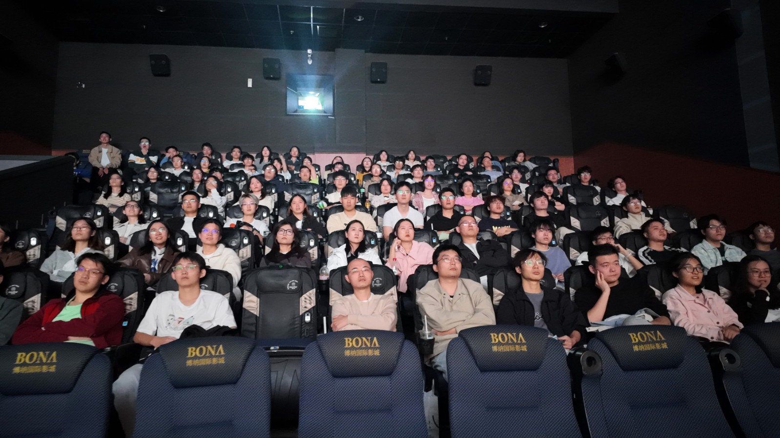 1730165107073093320.jpg 1730165107073093320.jpg