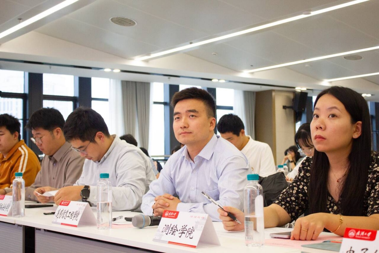 1762332725271014079.jpg 1762332725271014079.jpg