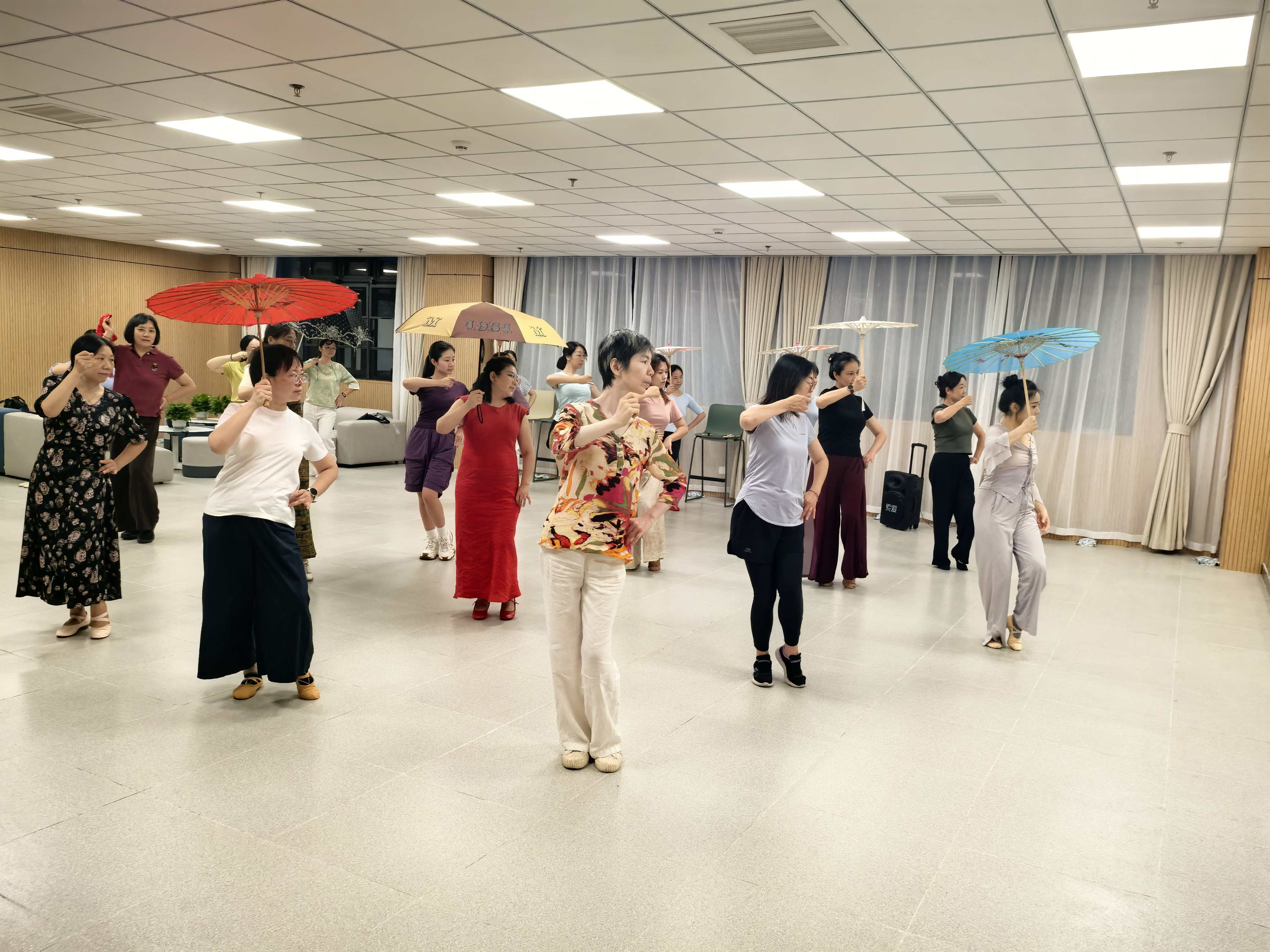 1760146103575053101.jpg 1760146103575053101.jpg