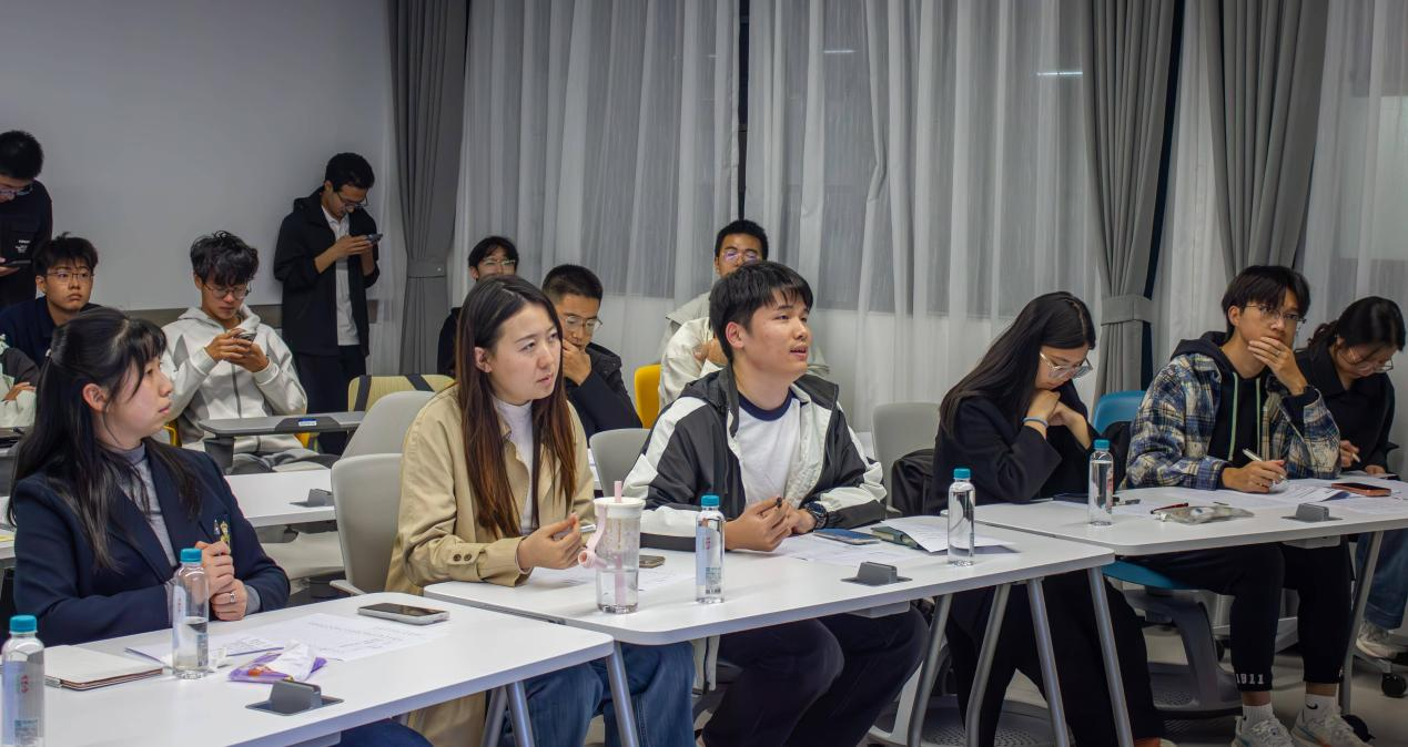 1763603413756022818.png 1763603413756022818.png