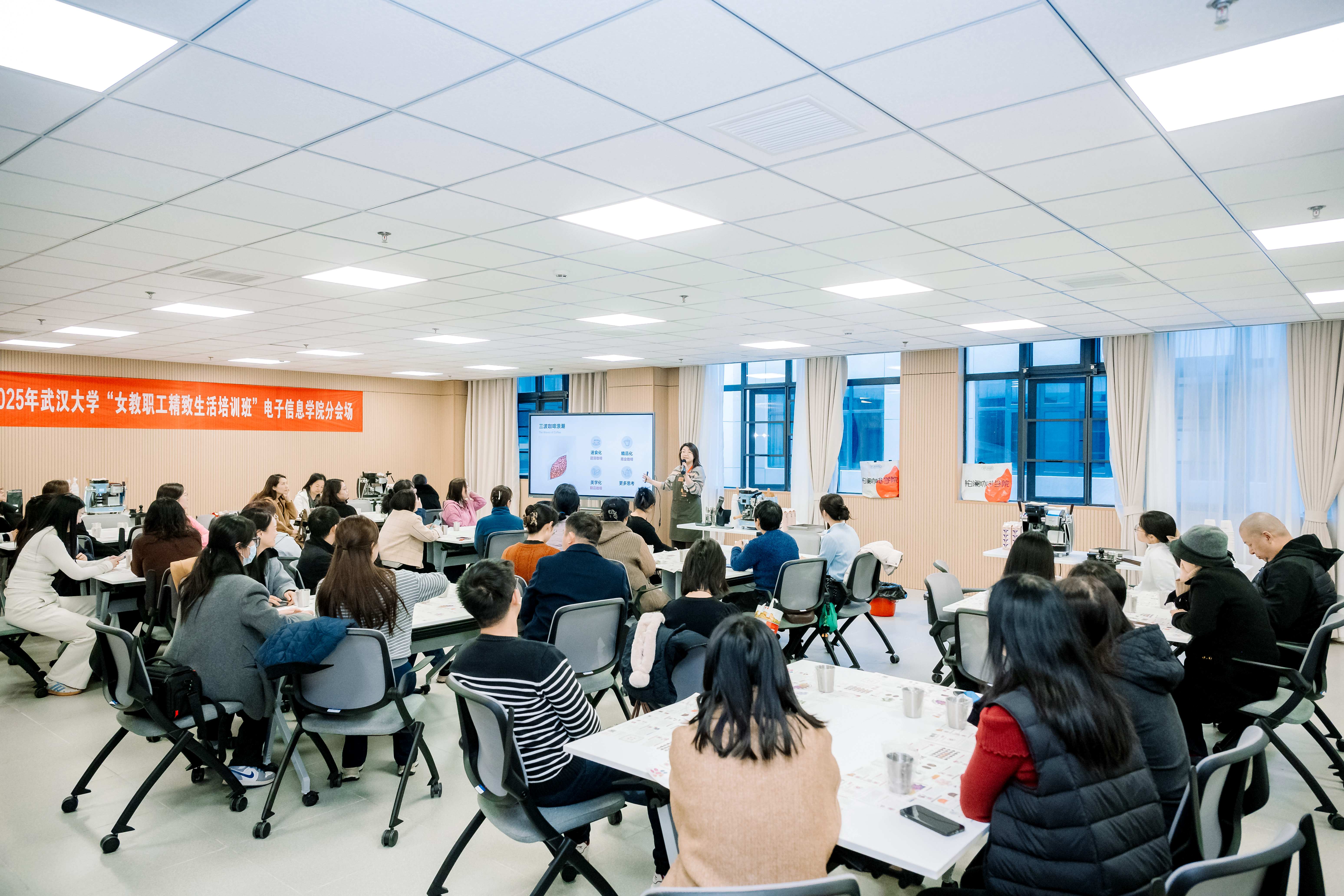 1763708260312063676.jpg 1763708260312063676.jpg