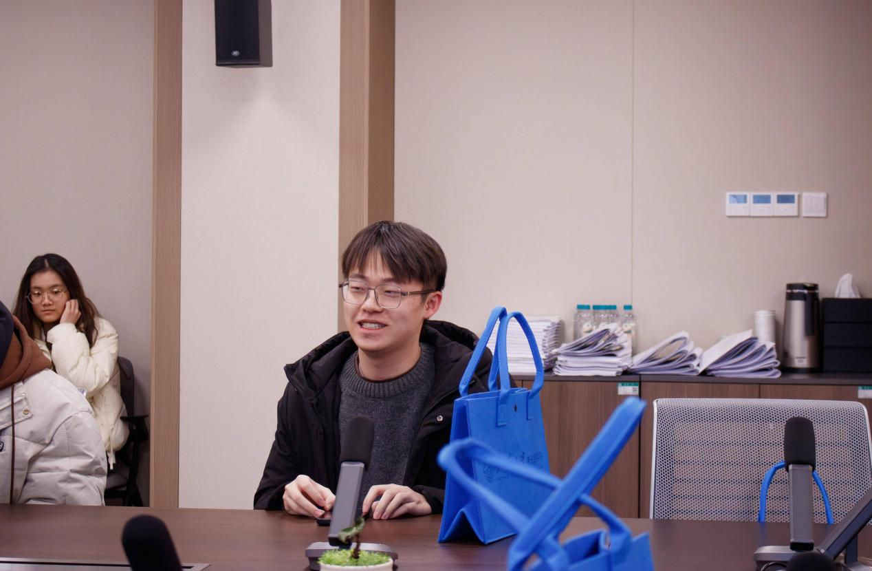 1765282292949022413.png 1765282292949022413.png